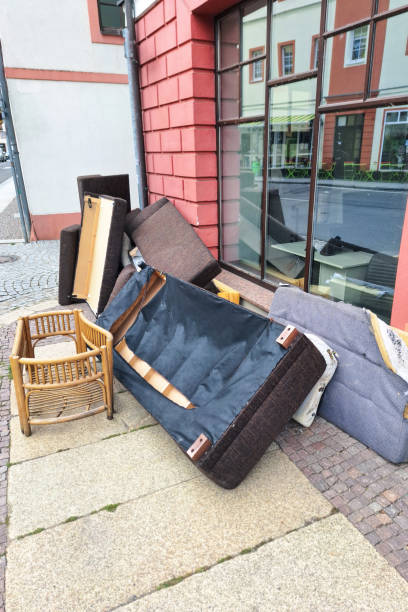 Best Furniture Removal  in Montverde, FL